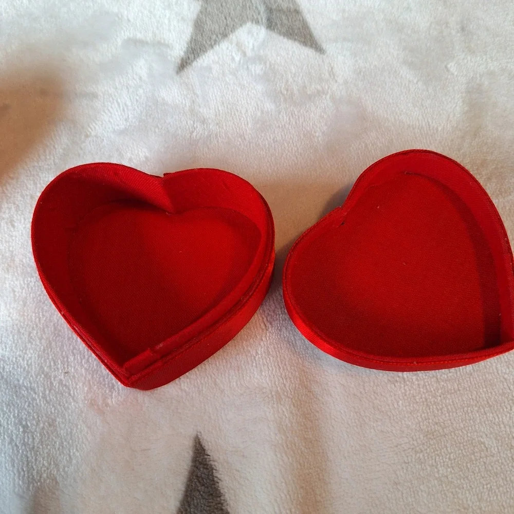 Vintage‎ Set of 3 Small Sequined Satin Multicolor Heart Box Jewelry Trinket